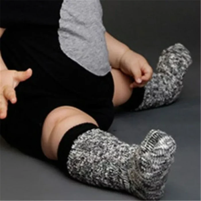 High Quality Soft Non Slip Baby Socks - Image 4