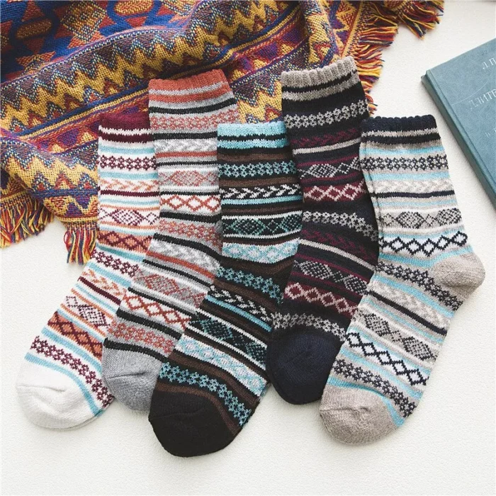 Bohemian style Wool Socks 5 Pairs Set - Image 3