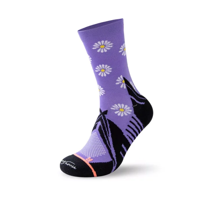 Daisy patterned skateboard crew socks for Men and Women - Image 2