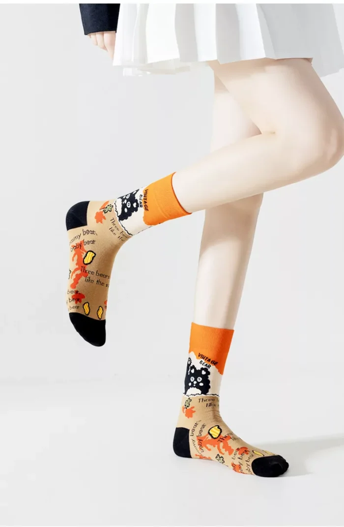 Popular ins style oil painting medium tube socks for Men Women – Image 2