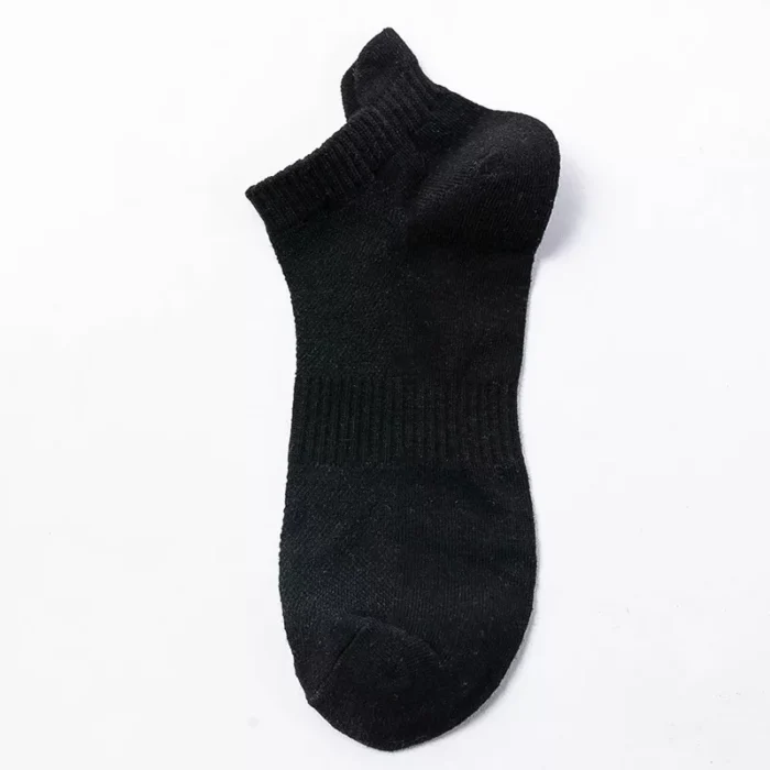 Men's thin tab top solid color mesh low cut socks - Imagen 7