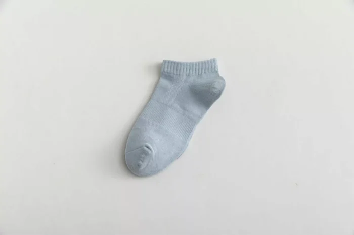 Women's Solid color Mesh Breathable Low cut socks - Image 7