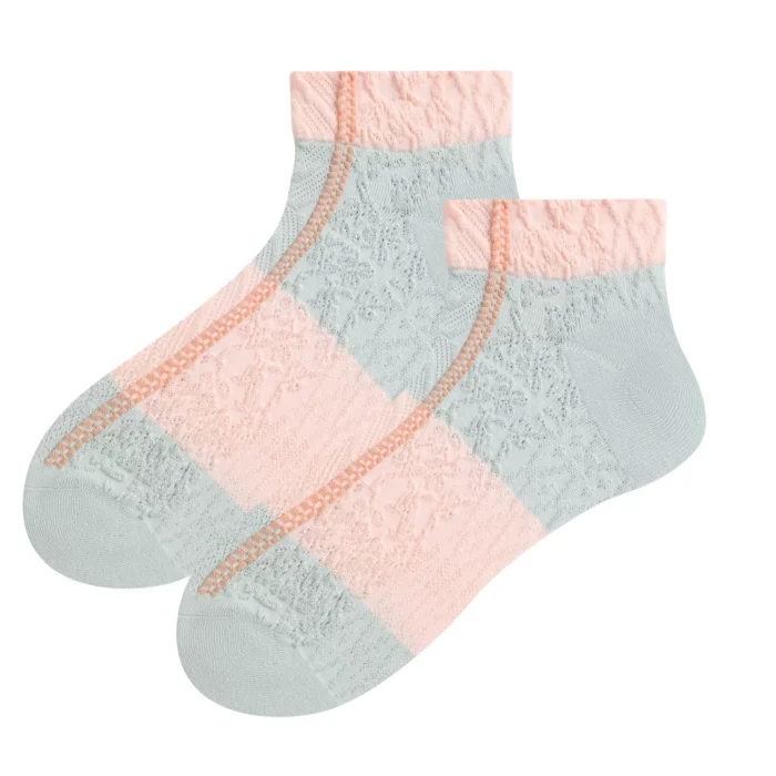 Cute Women's Cotton  Jacquard Ankle Socks - Image 4