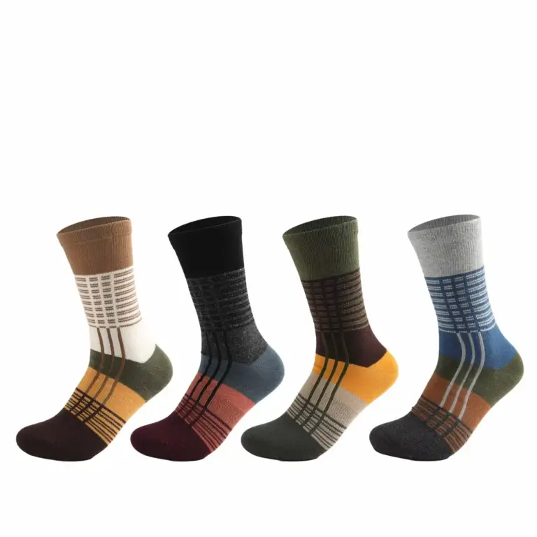 Women Multicolor Stripe Sports Crew Socks